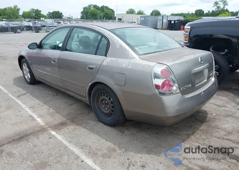 2005 Nissan Altima 2.5 S from USA, damaged, VIN 1N4AL11E05C141724